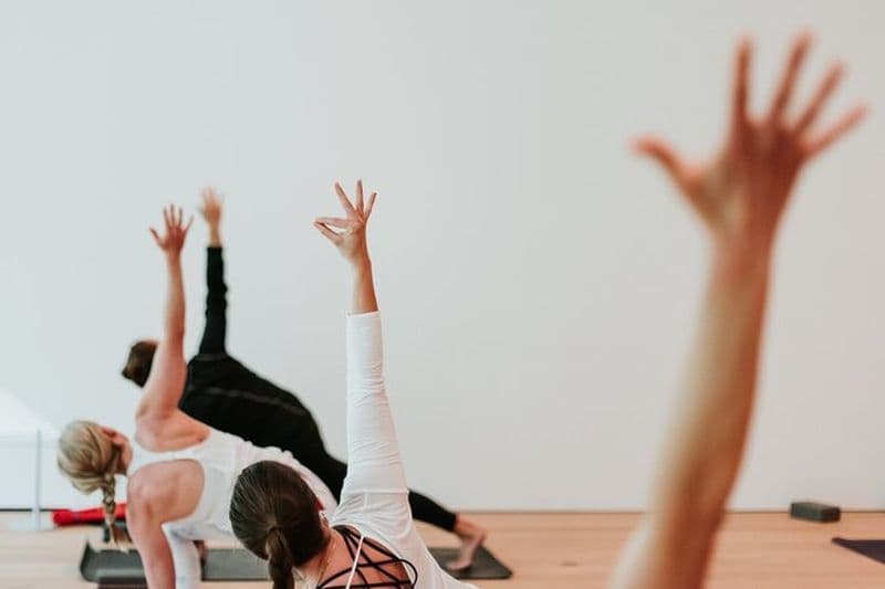 Yoga + Musée Galerie Expérience à Whistler