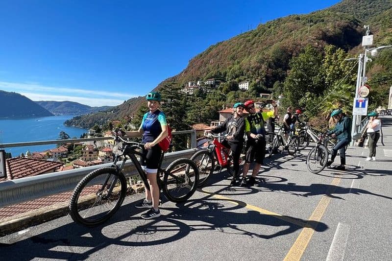 Billet Tour en vélo électrique du lac de Côme et des vignobles suisses