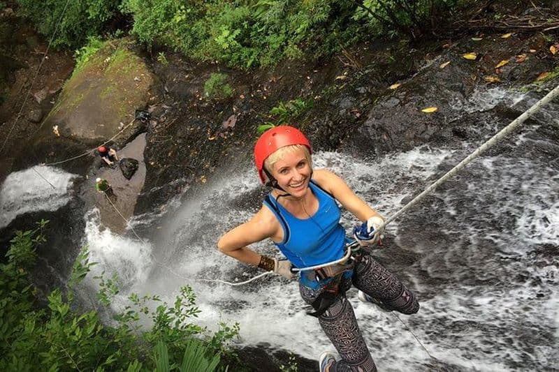 De San Jose Combo tour Canyoning avec Canopy, Rappel, Pistes, 4x4