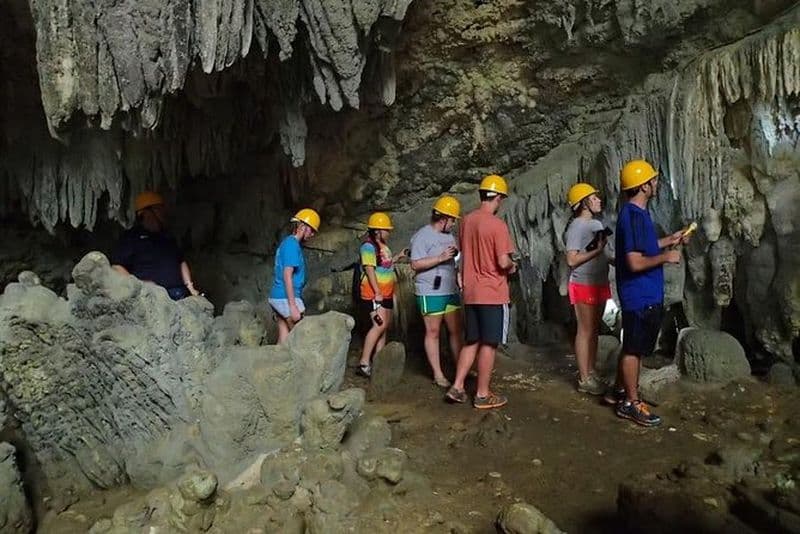 Aventure de spéléologie et de canyoning à Dumaguete