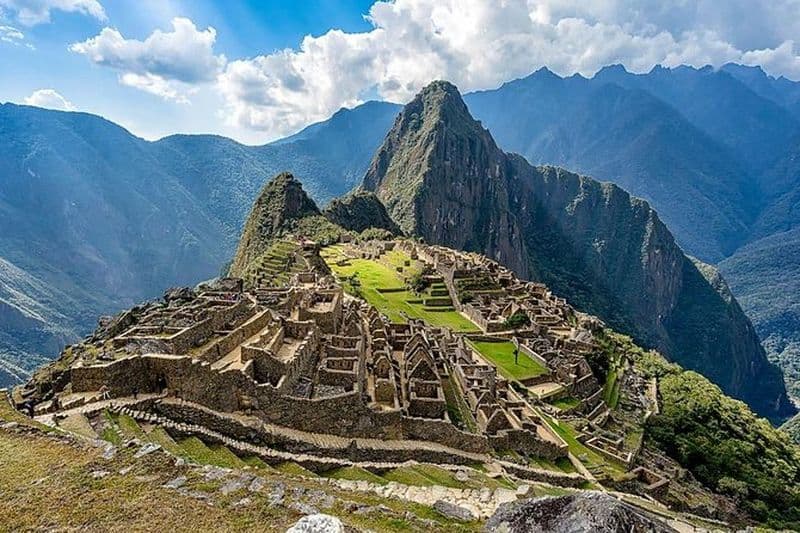 Transfert aéroport, visite de la ville, vallée sacrée et Machupicchu (tout inclus)