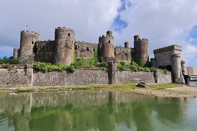 Visite guidée en groupe ouvert du château de Conwy avec un guide officiel