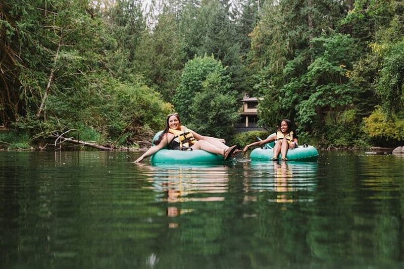 Billet The Tube Shack - River Tubing à Lake Cowichan