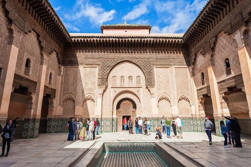Marrakech : visite de la médersa Ben Youssef, du jardin secret et de la médina