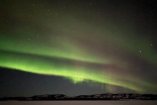 Voyage combiné de pêche sur glace et d'observation d'Aurora au Yukon