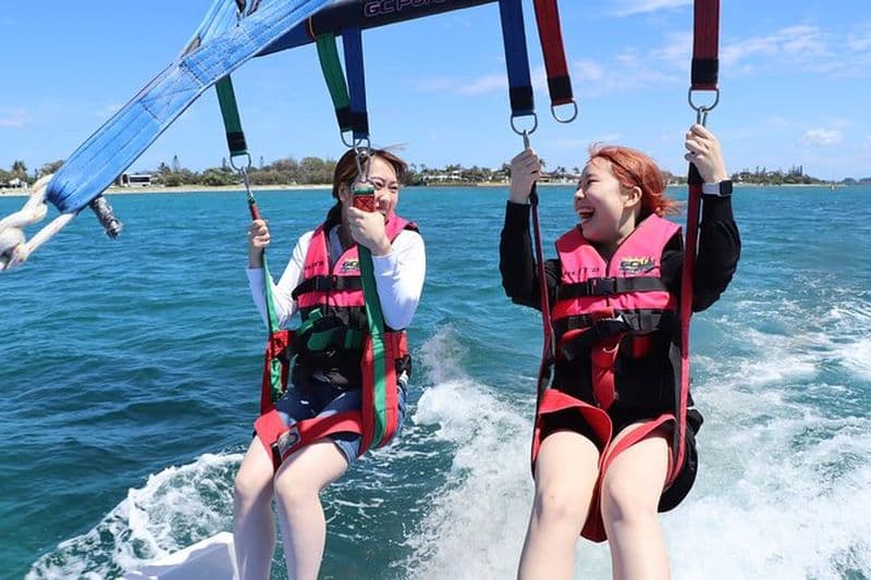 Billet Gold Coast Parasailing – Vols Tandem et Triple