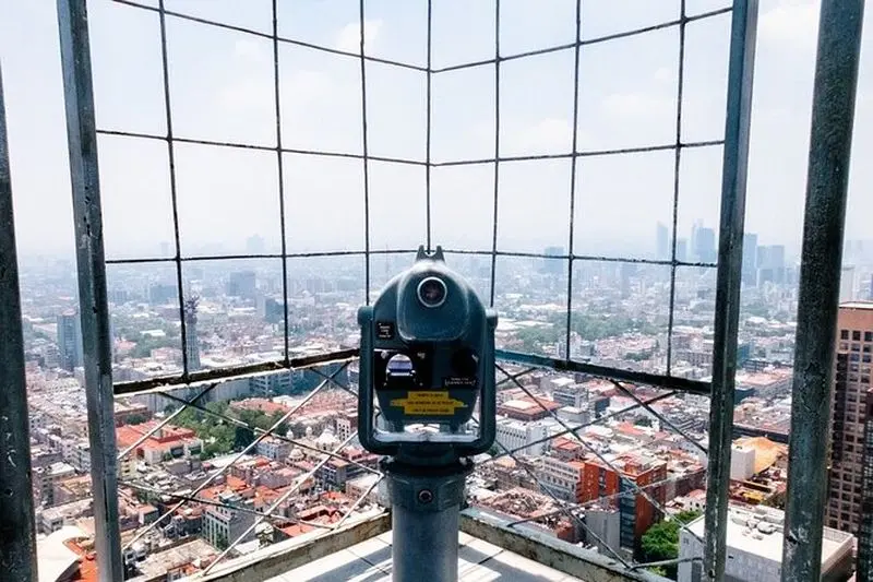 Torre Latino Observation Deck Billet coupe-file