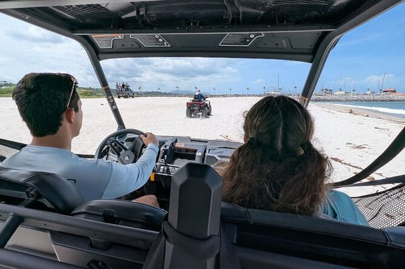 Excursion en VTT en montagne et à la plage au Panama