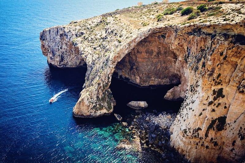Petit groupe : temples Hagar Qim, grotte bleue et Marsaxlokk
