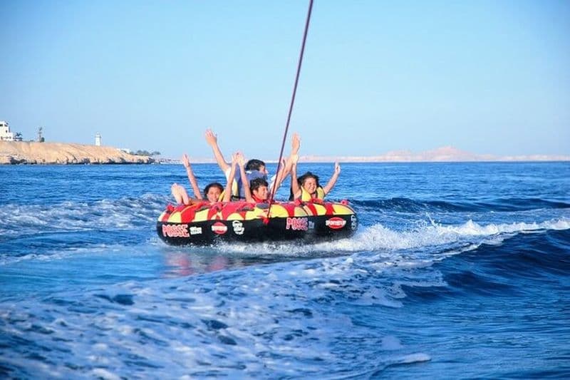 Parachutisme ascensionnel, banane et canapé Avec transfert privé_ Charm El Shaikh