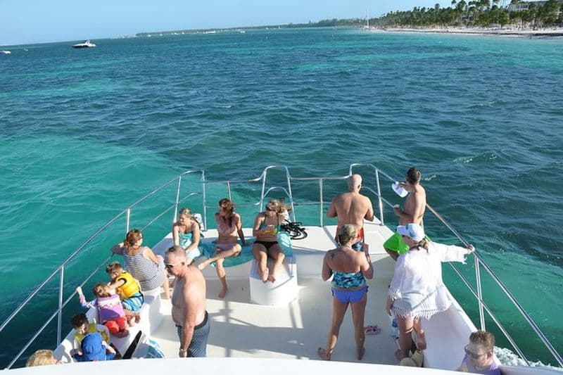 Billet Punta Cana Combo Tour : plongée en apnée, croisière en catamaran et parachute ascensionnel