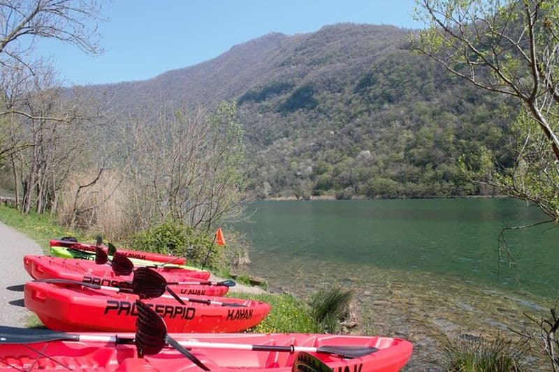 Excursion en kayak avec guide au lac Segrino ( Como )