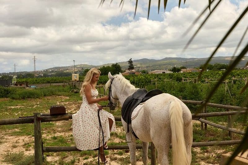 Barcelone : Balade à cheval et pique-nique pour débutants ou experts
