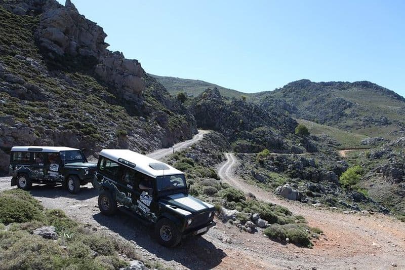 Safari hors-piste et activités de plein air à Georgioupolis en Land Rover Defender