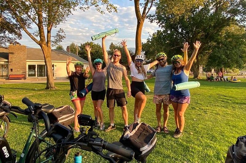 Billet Expérience de vélo électrique et de yoga en plein air à Kelowna