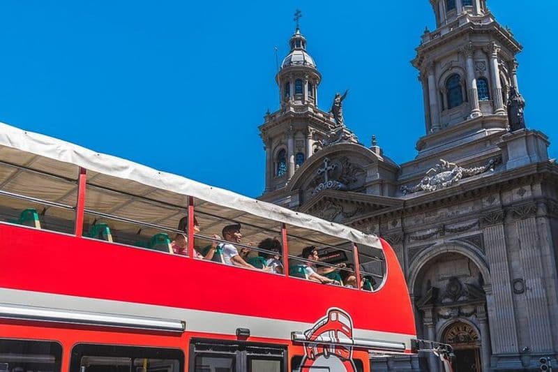 Santiago Experience Pass – Téléphérique, Funiculaire et Hop-On Hop-Off