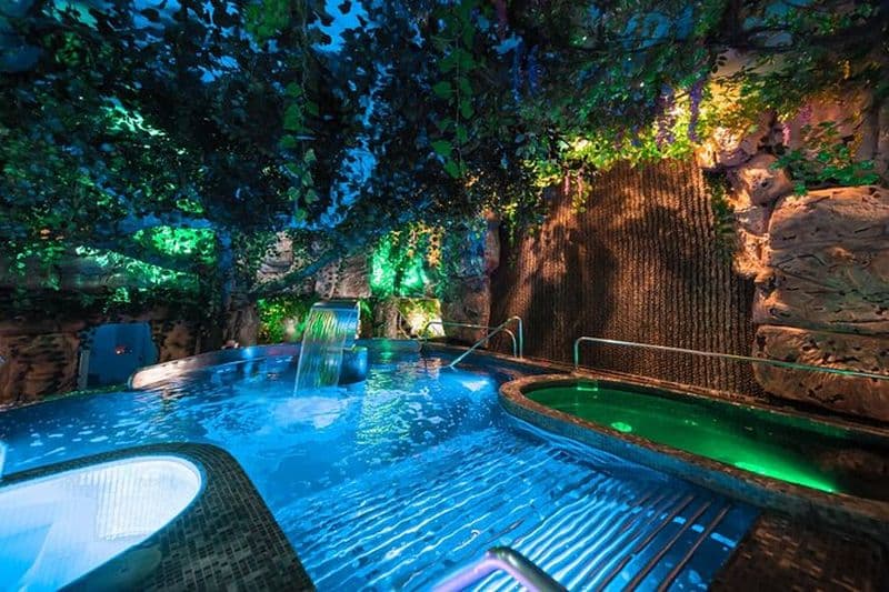 Billet Spa privé Oasis de Medellín avec massage thématique d'hydrothérapie