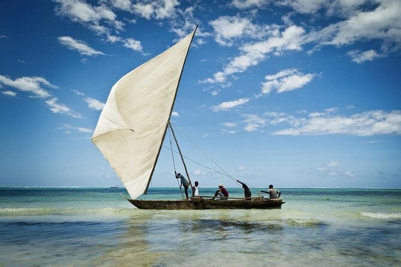 4 jours à Zanzibar Stone Town, champs d'épices, visite de voile et de culture
