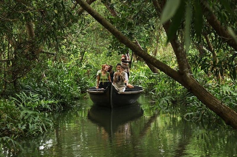 Billet Croisière d'une journée complète en barque dans le village de Backwater
