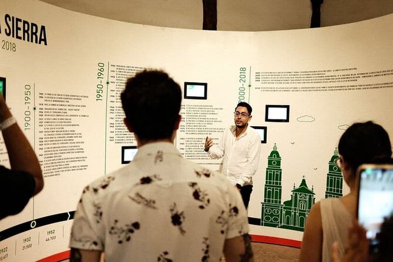 VISITE À PIED - Un voyage à travers l'histoire de Santa Cruz