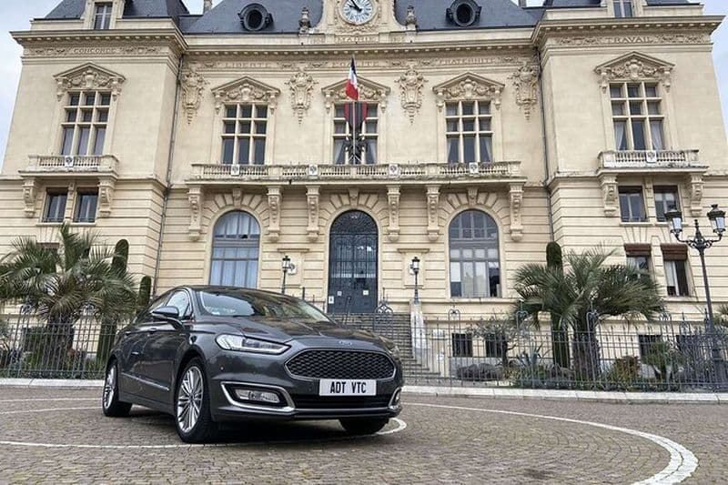 Chauffeur Privé VTC Uzein Airport et Cité