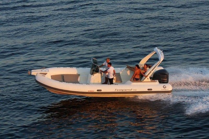 Water Taxi aux îles Brac et Hvar pour le meilleur prix