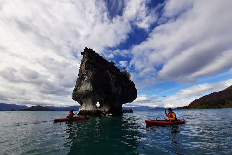 Excursion en kayak dans les chapelles de marbre