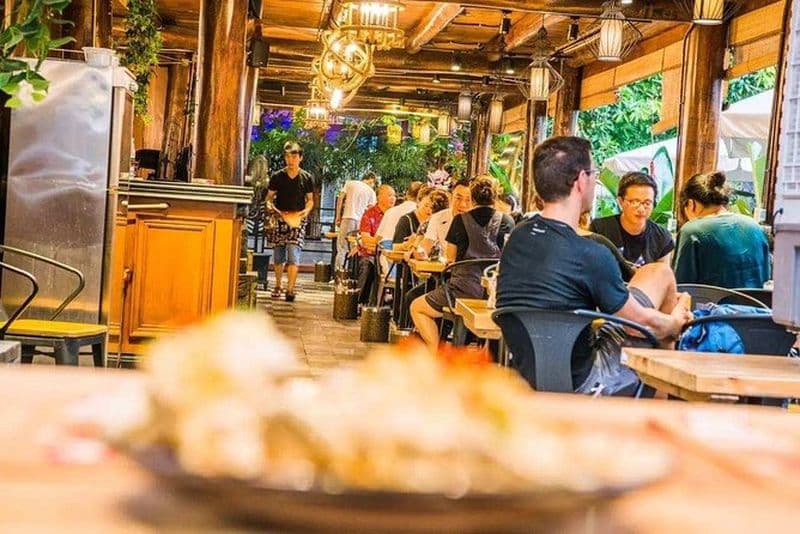 Visite de la bière artisanale à Shanghai avec dégustations de plats locaux