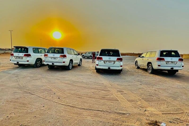 Premium Dune Bashing Safari Red Sand Sunset Photographie