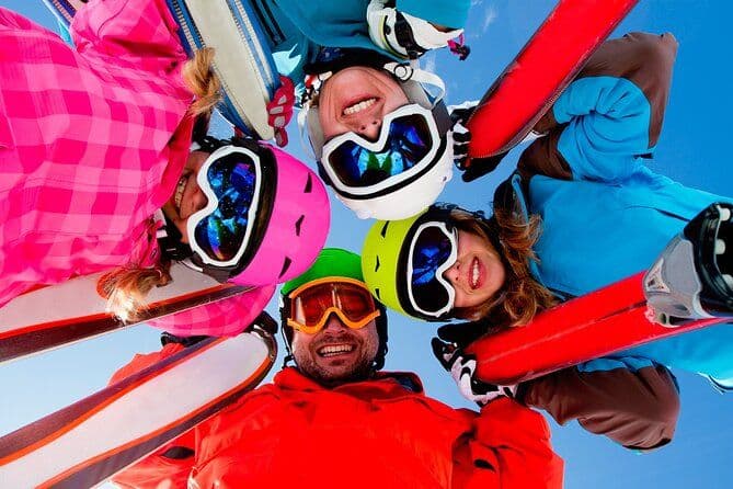 Cours collectifs de ski ou de snowboard avec équipement à Cerro Catedral
