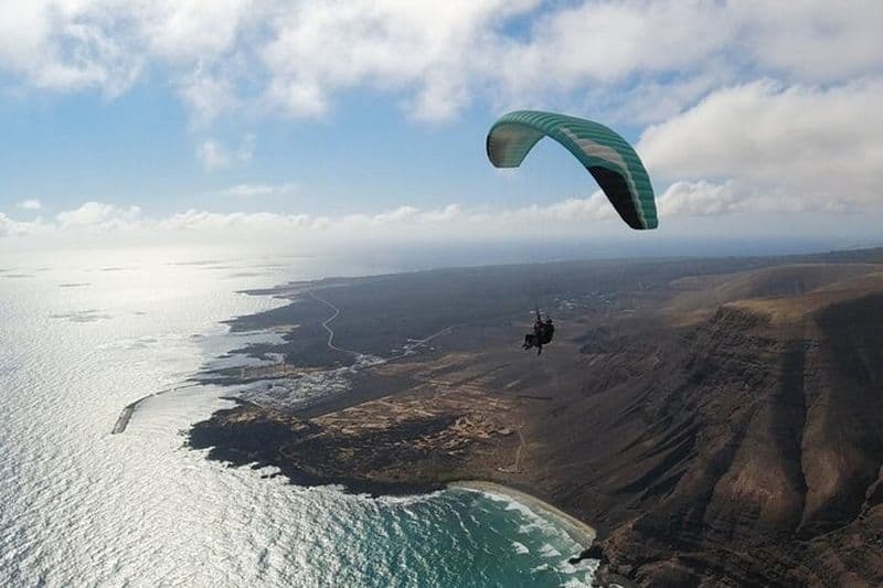 Billet VOL DISCOVERY vol en parapente à Lanzarote avec un pilot pro