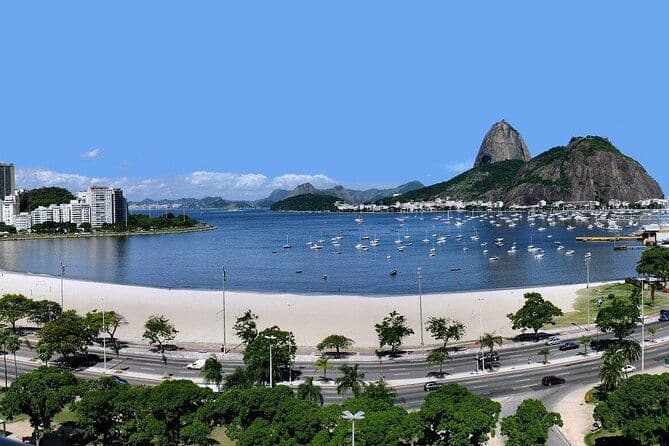 Rio au bord de la mer - Croisière dans la baie de Guanabara et statue du Christ Rédempteur