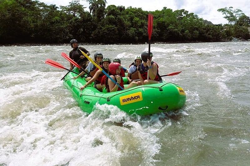 2 jours dans la jungle : faune, culture, spéléologie et rafting