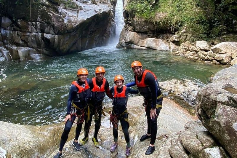 Visite privée du café et canyoning au départ de Guatapé