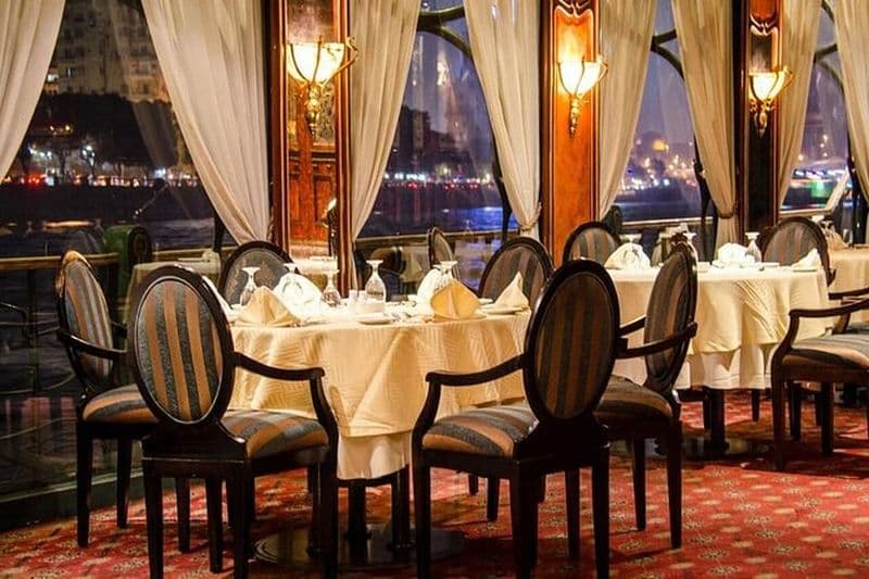 Dîner sur le Nil avec Danse du Ventre à Louxor