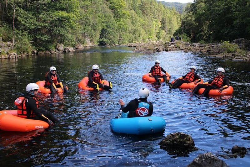 TUBING RIVIÈRE sur la rivière Tummel | Pitlochry, Écosse