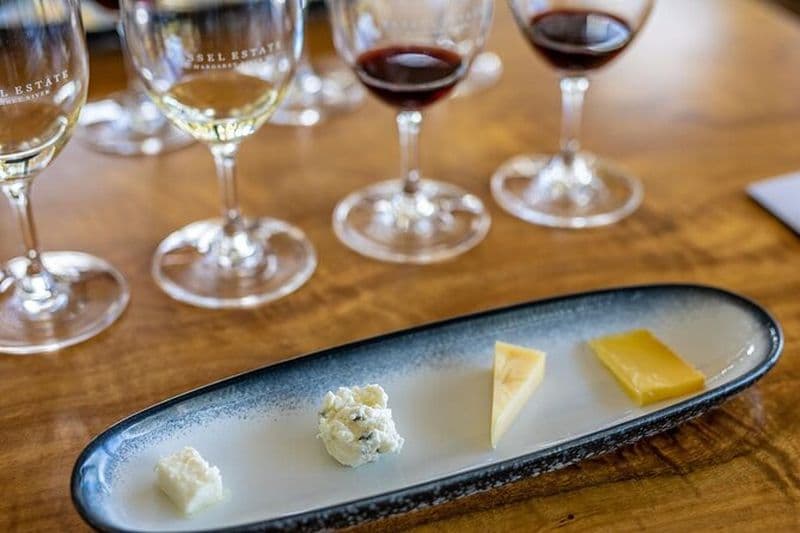Billet Expérience privée d'association de vins et de fromages classiques