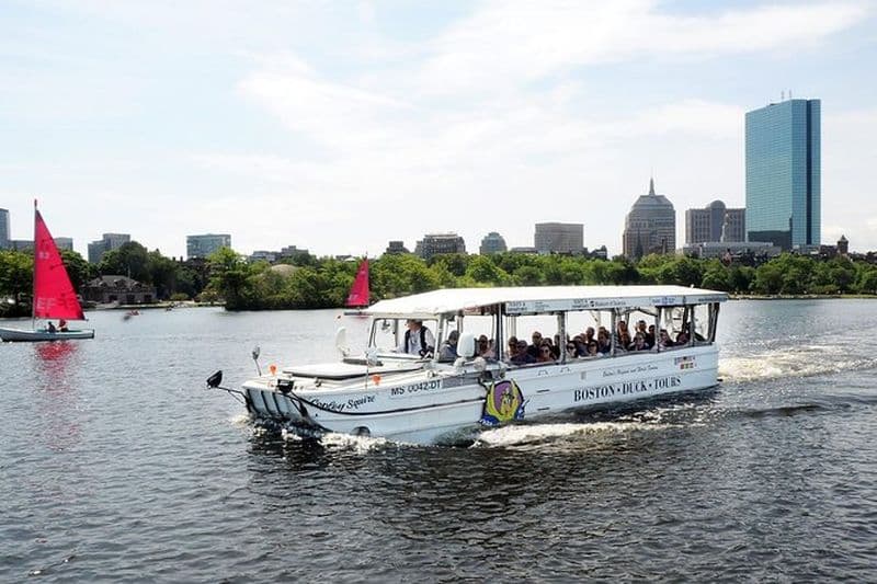 Visite de Boston Duck Boat avec croisière le long de la rivière Charles