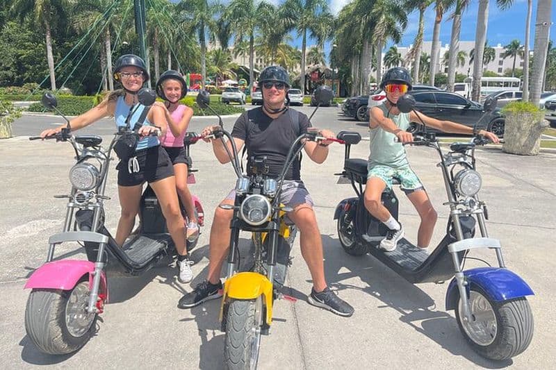 Visite guidée de la ville en vélo électrique à Punta Cana