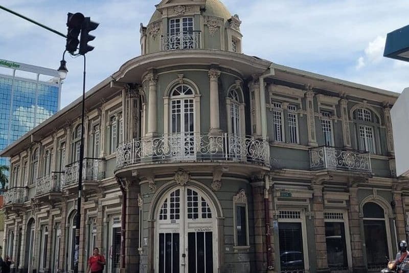 Visite guidée à pied de San José avec déjeuner