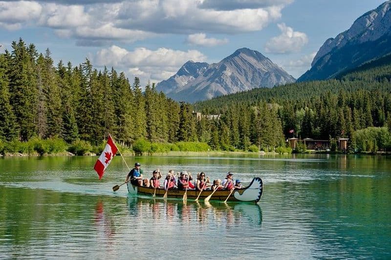 Billet Excursion d’une heure et demie en canoë dans le Parc national de Banff