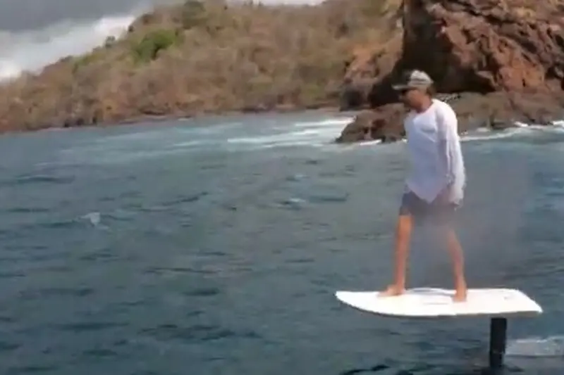 Billet Apprendre à voler Efoil à Playa Conchal