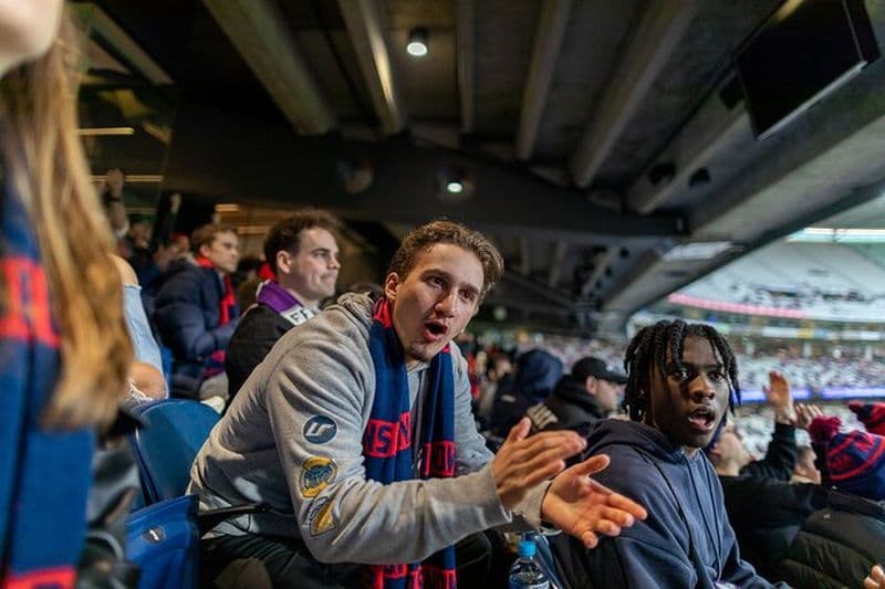 Football australian, ou Australian Rules : voyez un match en direct avec un hôte local