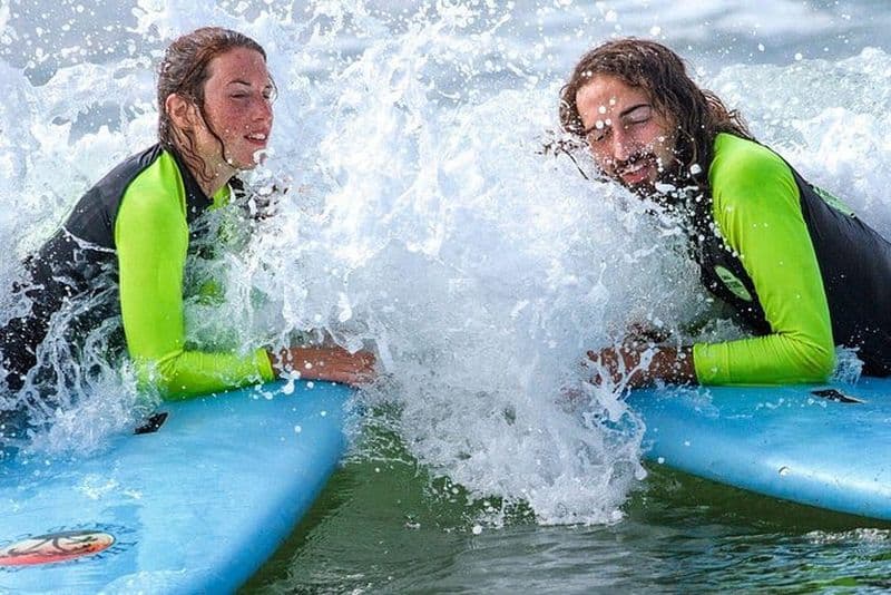 Cours de surf PRIVÉ pour couple débutant