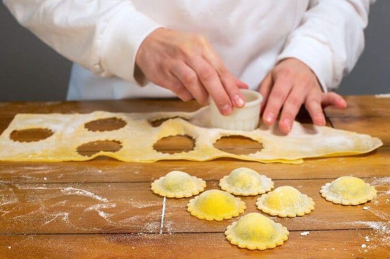 Cours de cuisine Ravioli de 2 heures avec chef local à San Diego