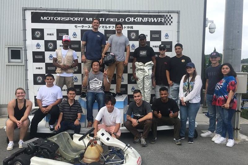 Pilotage sur circuit créé par Racing Driver