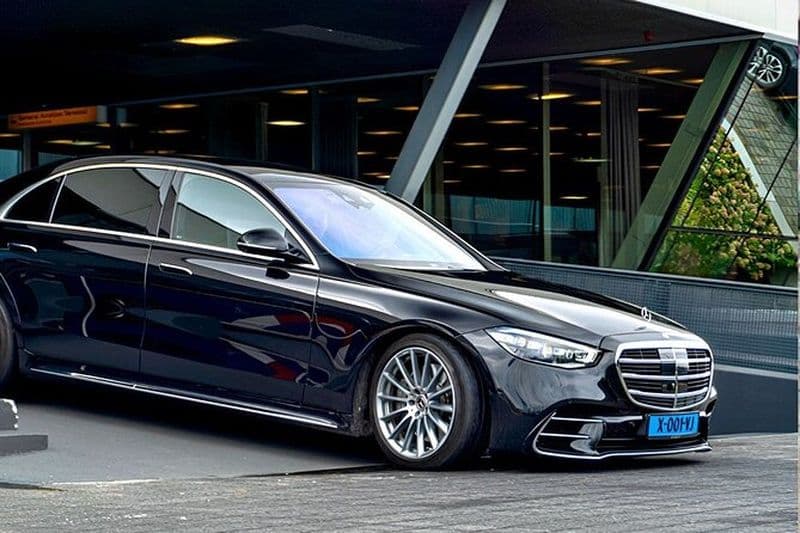 Taxi privé Transfert depuis ou vers l'aéroport Schiphol Amsterdam