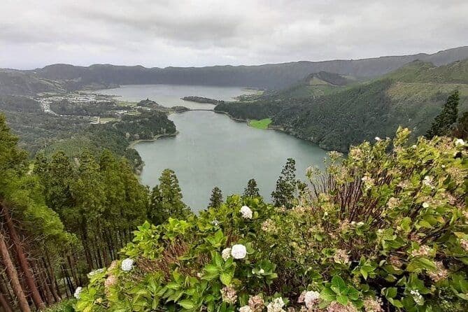 Visite guidée du cratère et du volcan de Lagoa das Sete Cidades