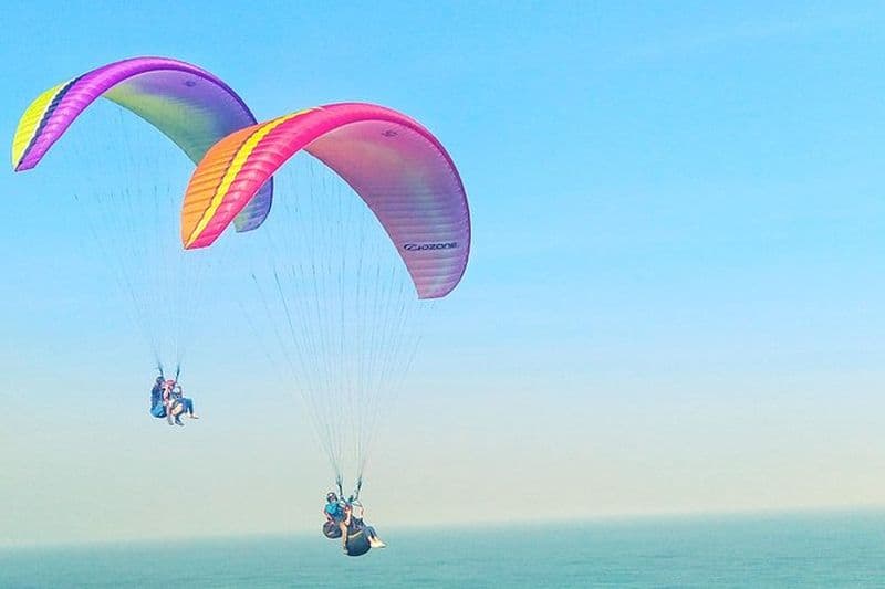 Parapente Bali à la falaise d'Uluwatu avec photos/vidéos