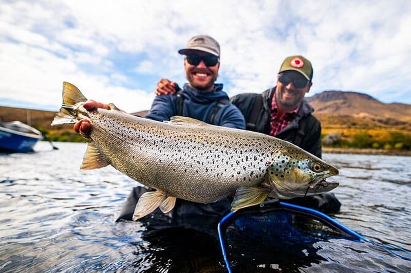 Activité guidée de pêche à la mouche à Bariloche